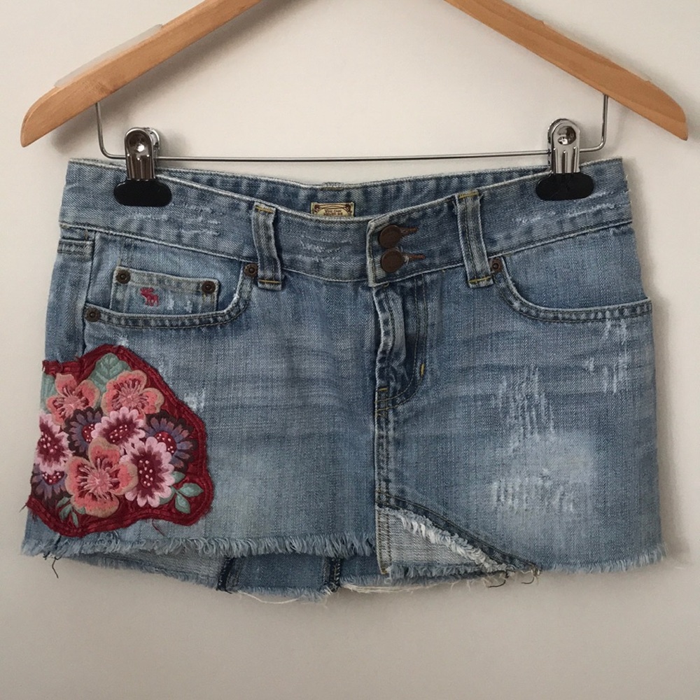 Abercrombie & Fitch distressed patchwork skirt